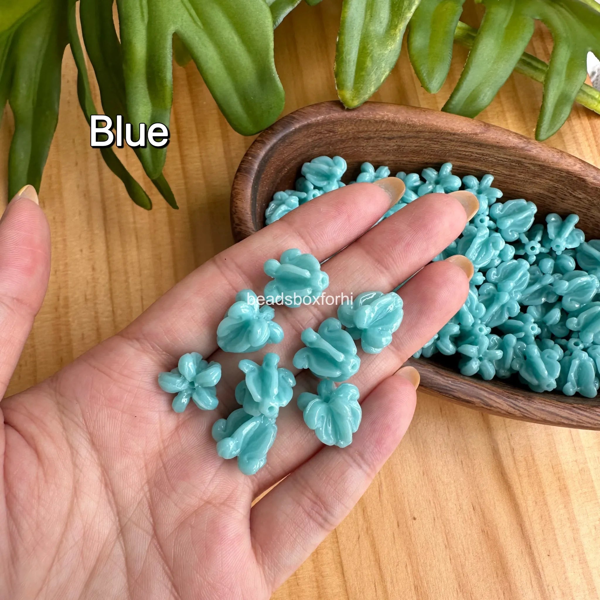 13.5mm Crown Flower Beads