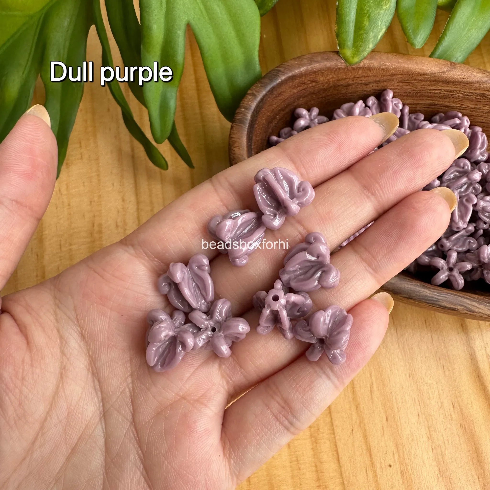13.5mm Crown Flower Beads