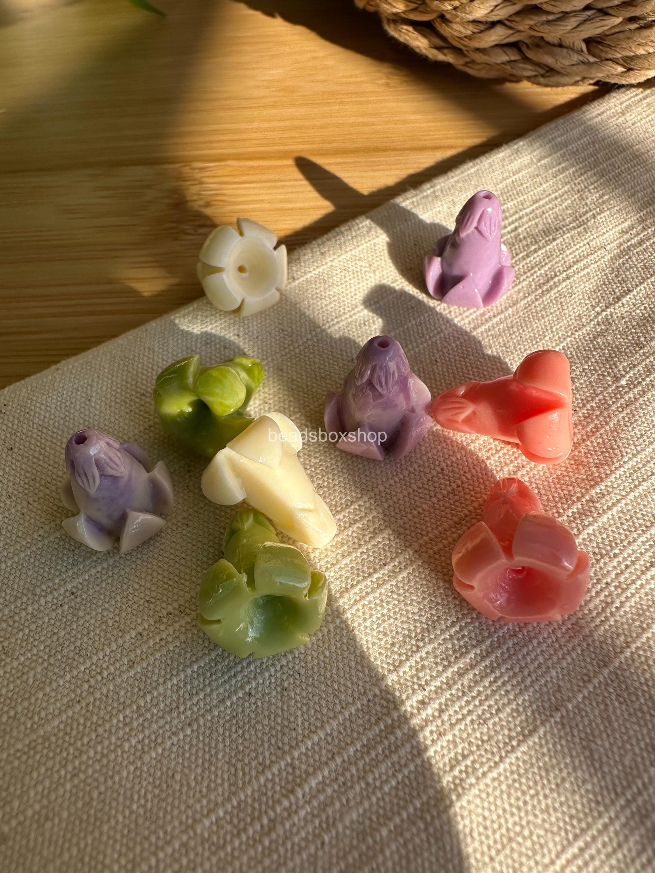 Resin & Coral Powder Puakenikeni Beads