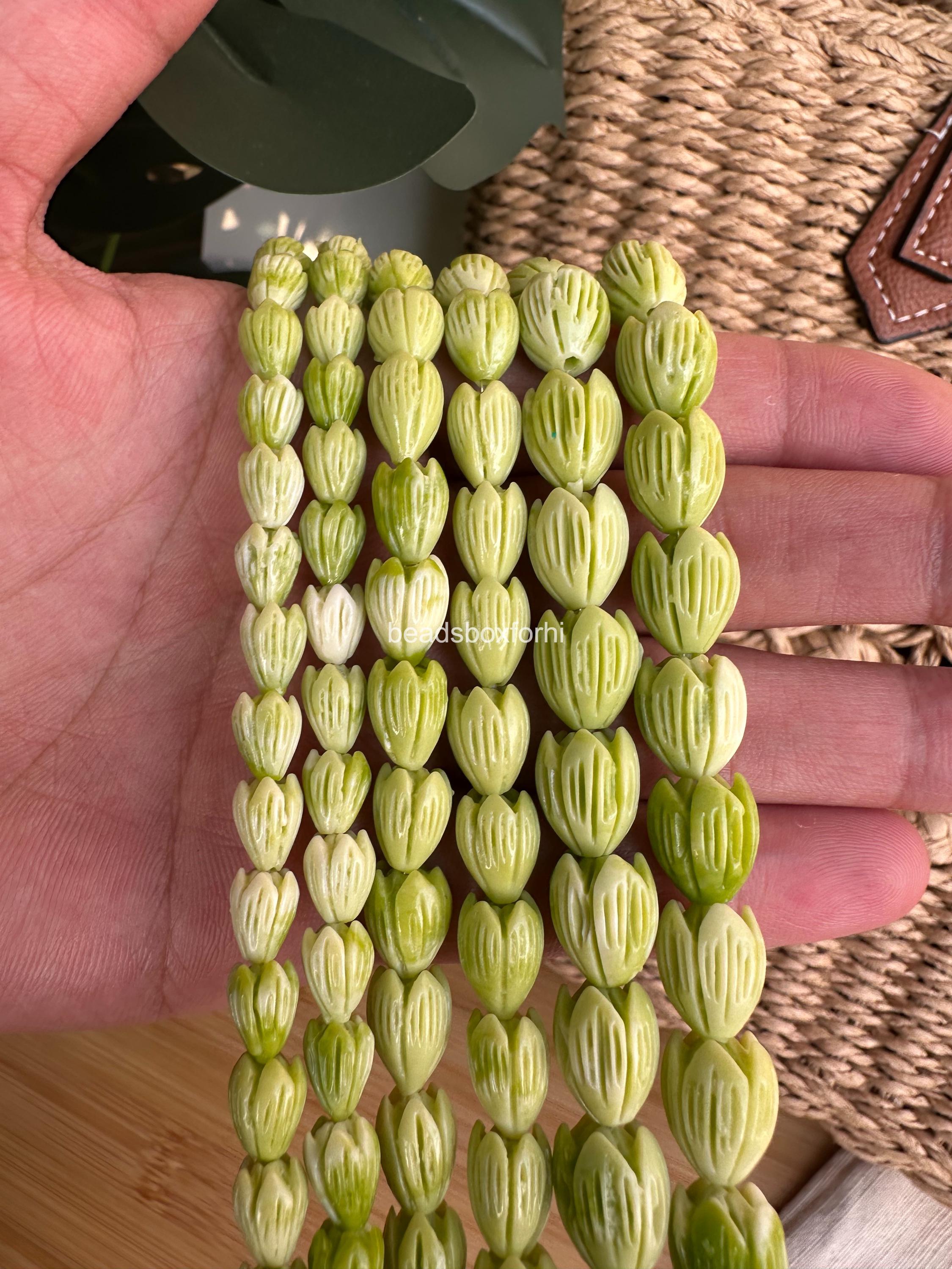 Variegated Green Pikake