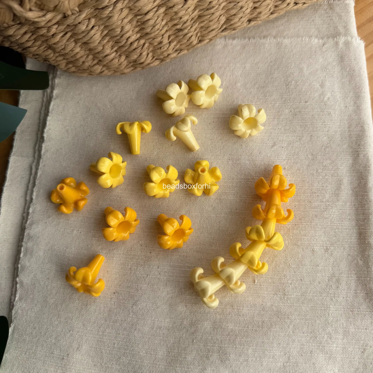Realistic Resin Puakenikeni
