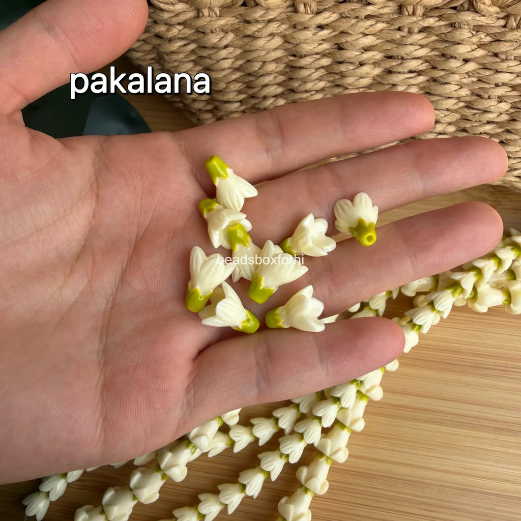Puakenikeni/ Pakalana with green top