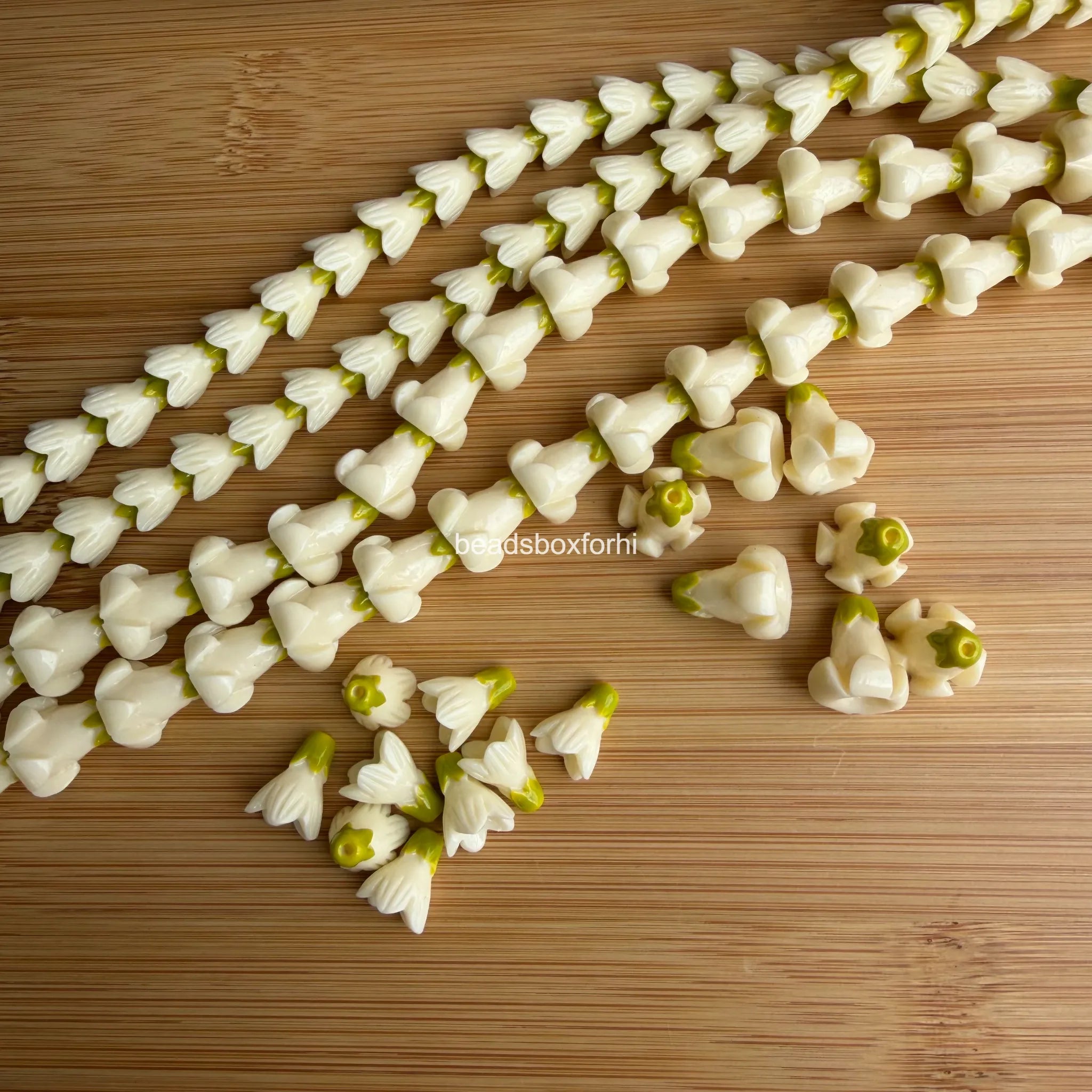 Puakenikeni/ Pakalana with green top