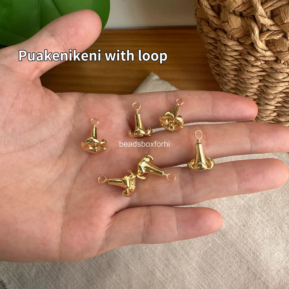 Metal Gold Hawaiian Beads