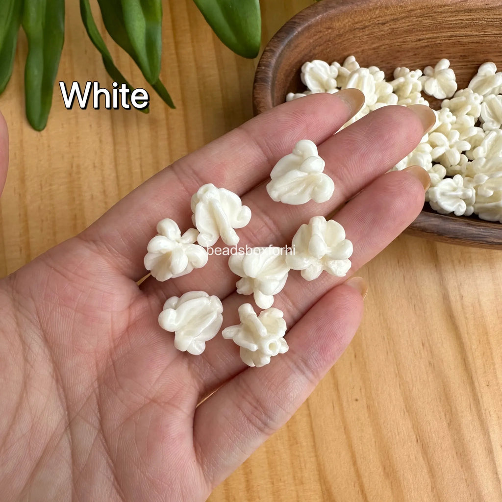 13.5mm Crown Flower Beads